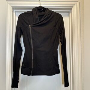 Lululemon‎ Black Bhakti Yoga Jacket in size 6